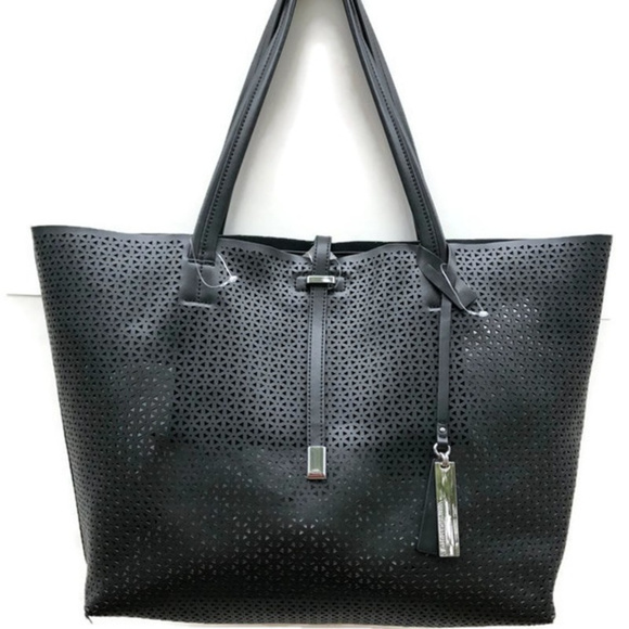 VINCE CAMUTO Leila Tote BLK Purse LEATHER Shopper - Picture 1 of 3